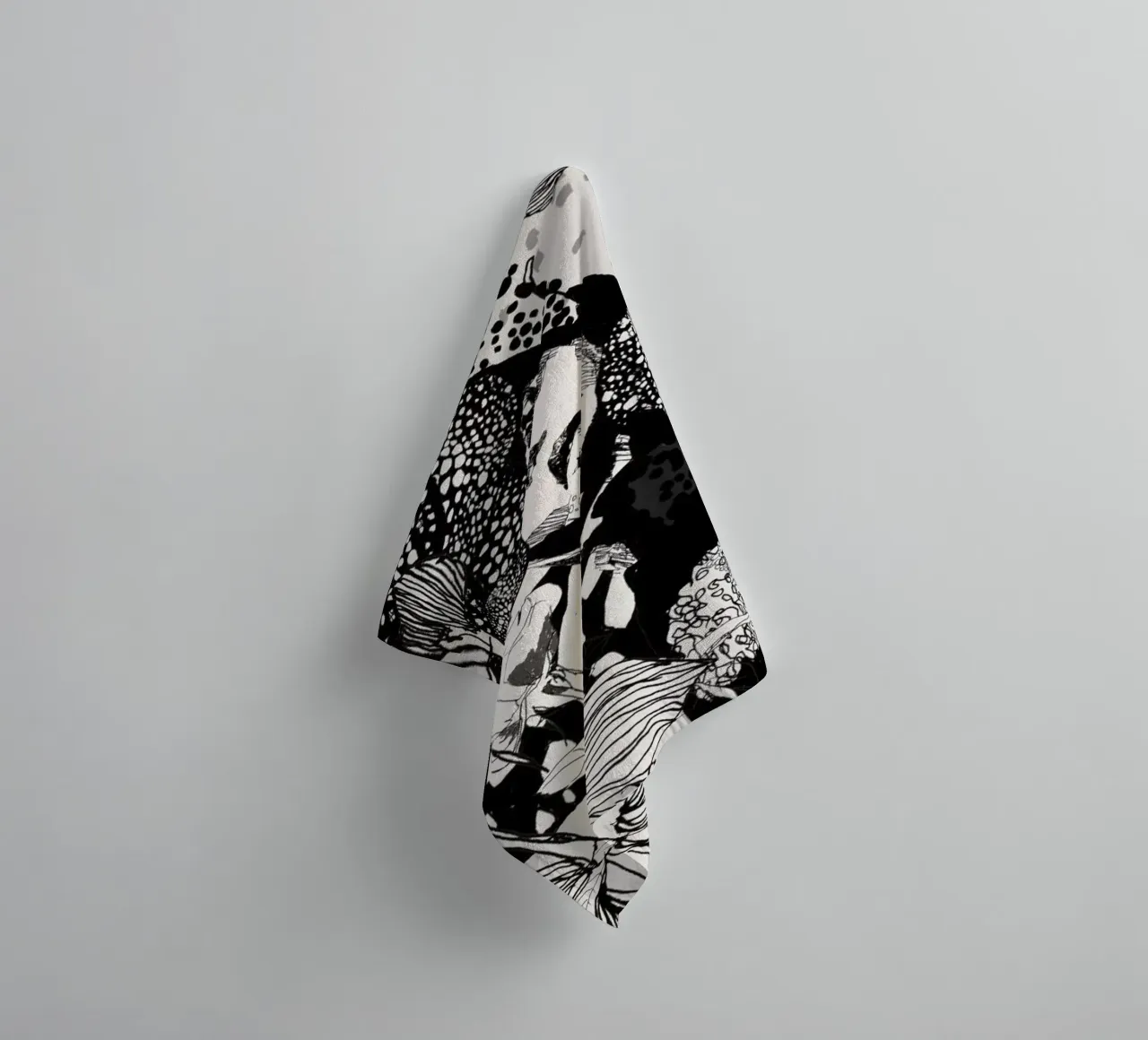 flamingo 3 towel by Giulio Iurissevich