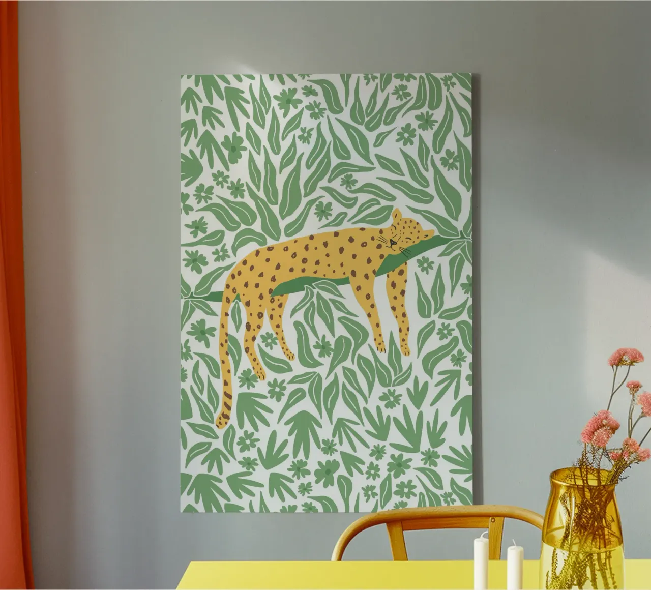Sleeping leopard - yellow and green tela con Cornice a cassetta da Vivdesign