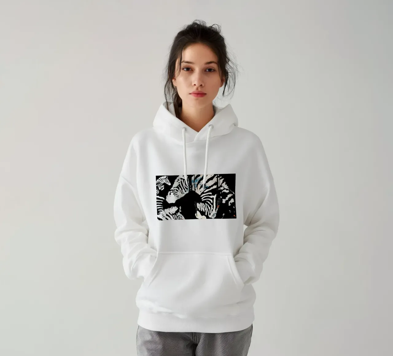 zebra3 felpa con cappuccio da Giulio Iurissevich