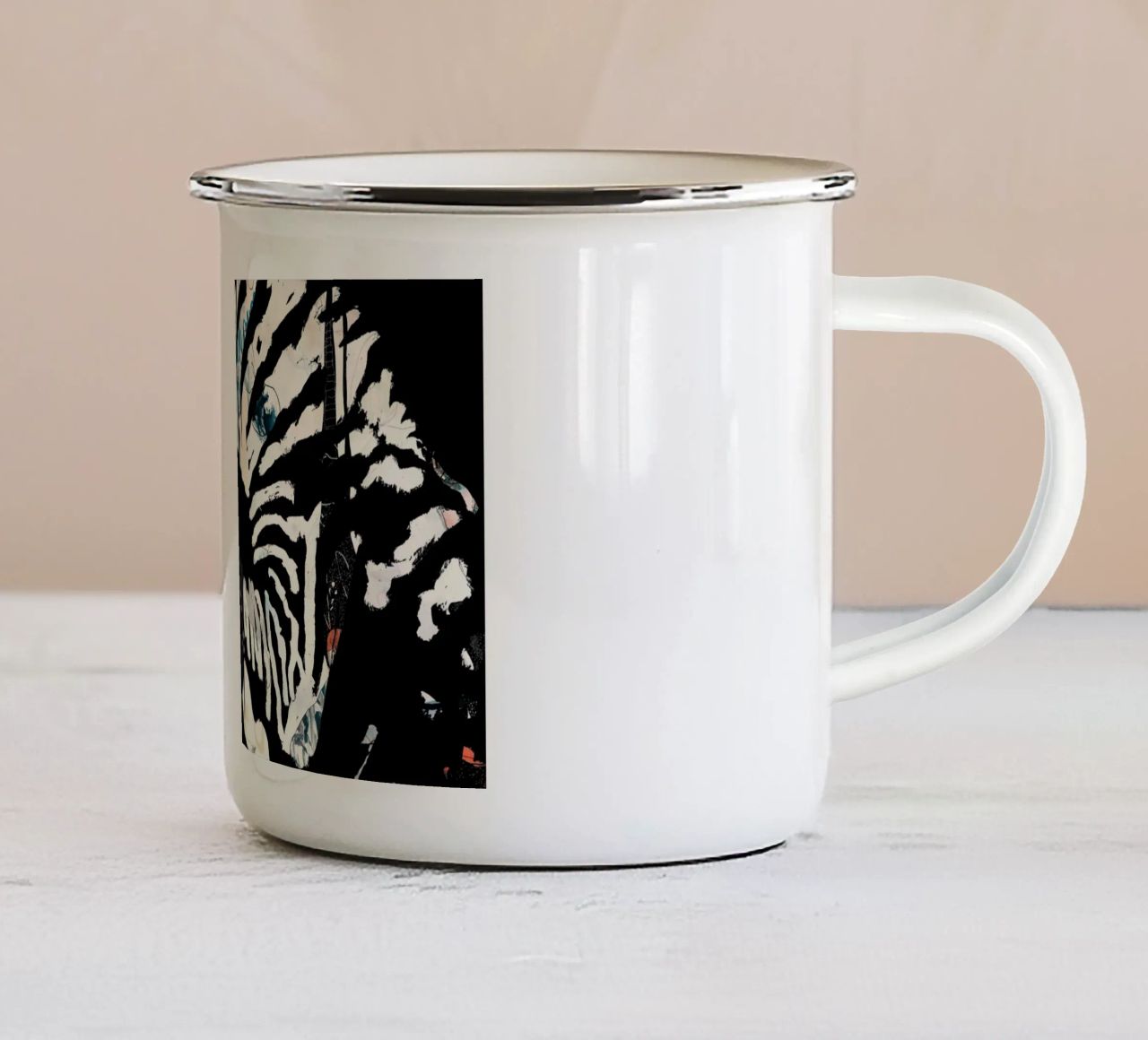 zebra3 tazza in smalto da Giulio Iurissevich