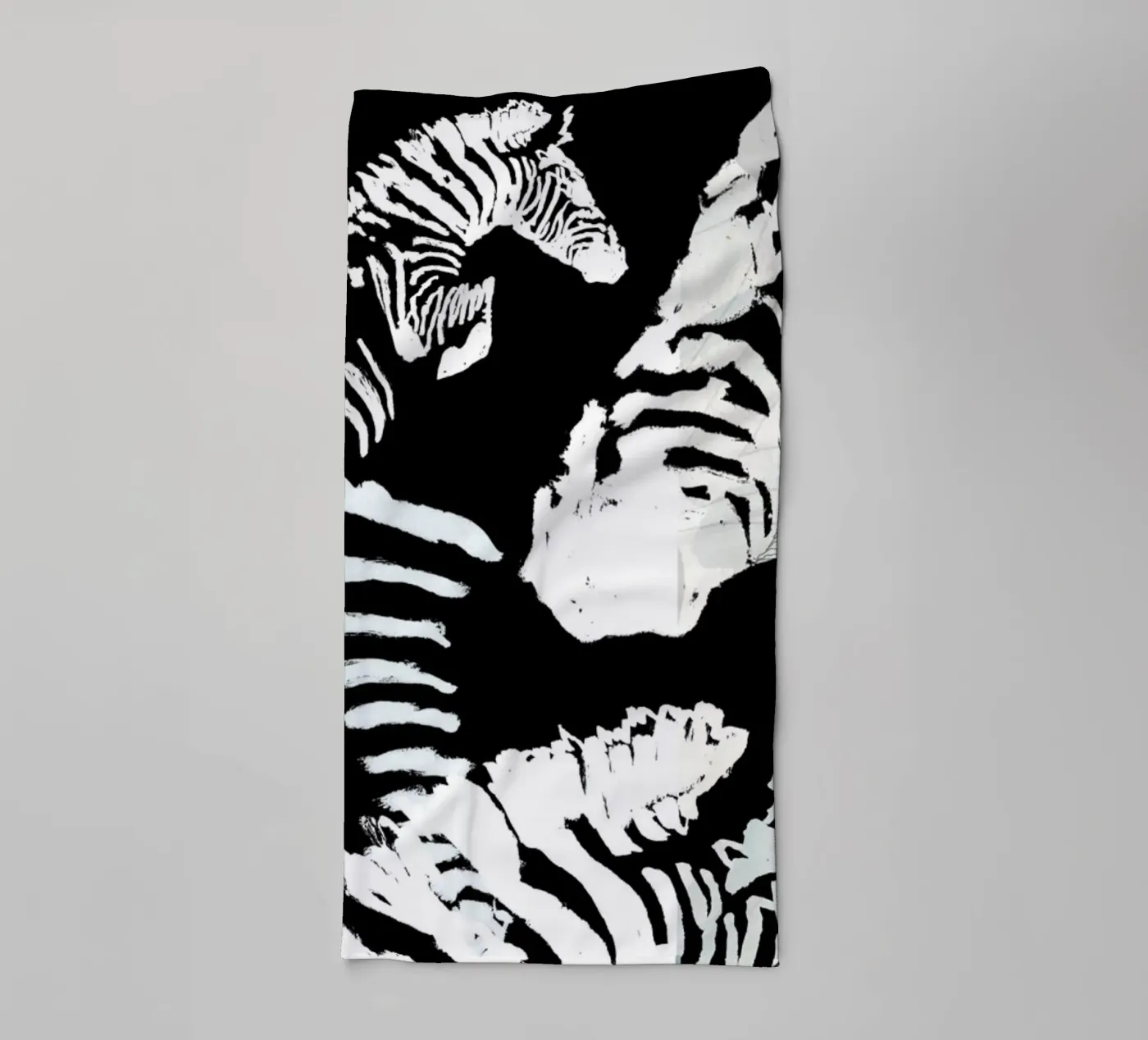 zebra3 badhanddoek van Giulio Iurissevich