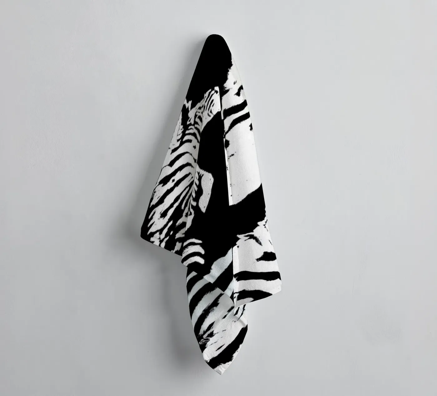 zebra3 badhanddoek van Giulio Iurissevich
