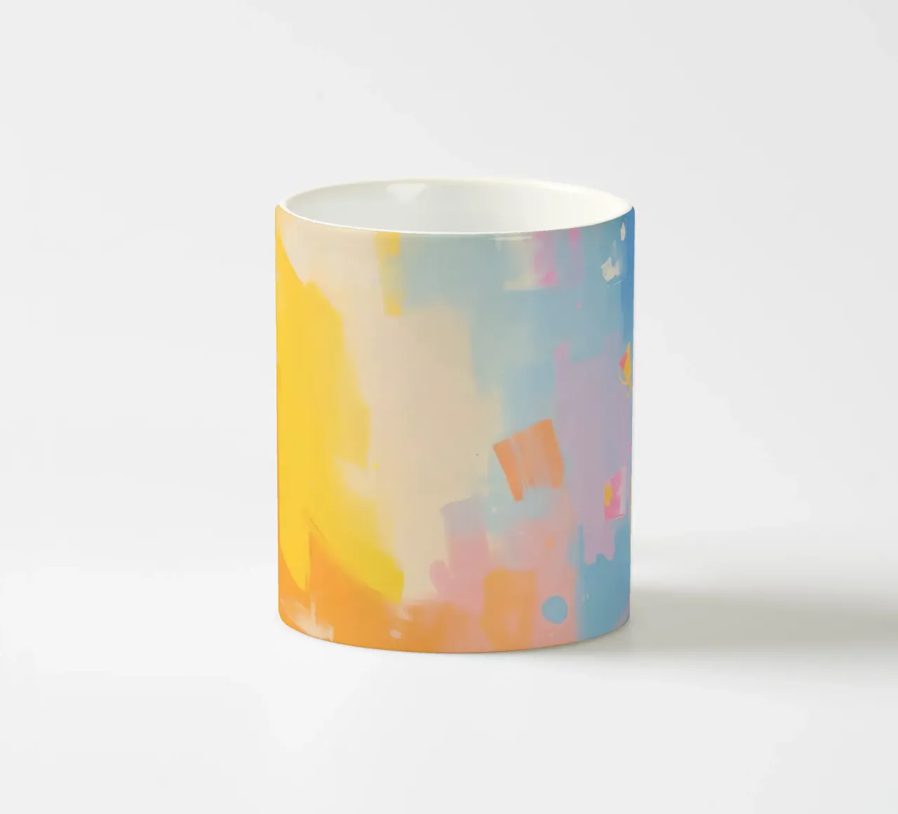 Pittura astratta con colori e pennellate a pastello tazza in ceramica da DesignDoodle