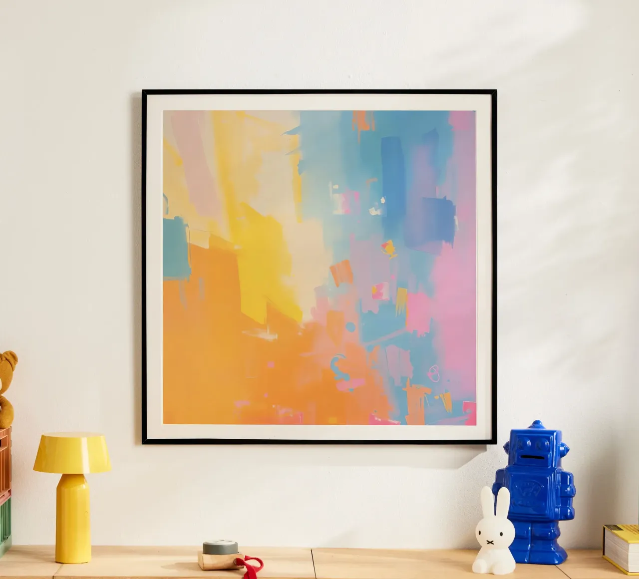 Peinture abstraite avec des couleurs pastel et des coups de pinceau poster de DesignDoodle
