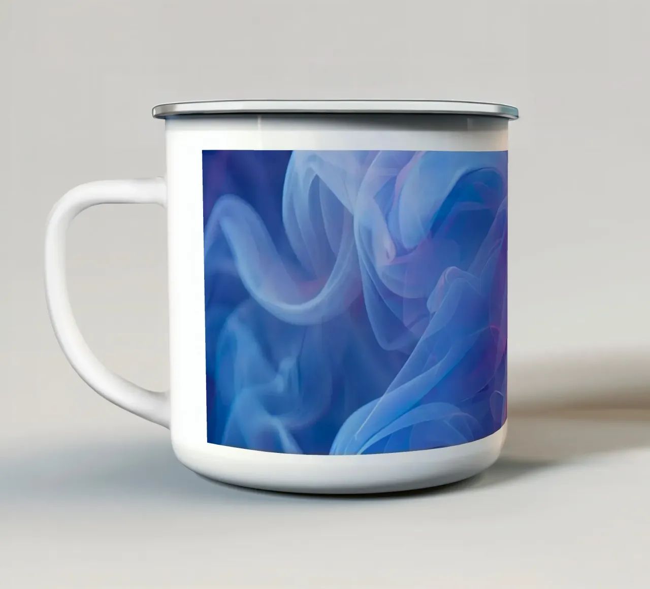 Fumo colorato vorticoso astratto su sfondo scuro tazza in smalto da DesignDoodle