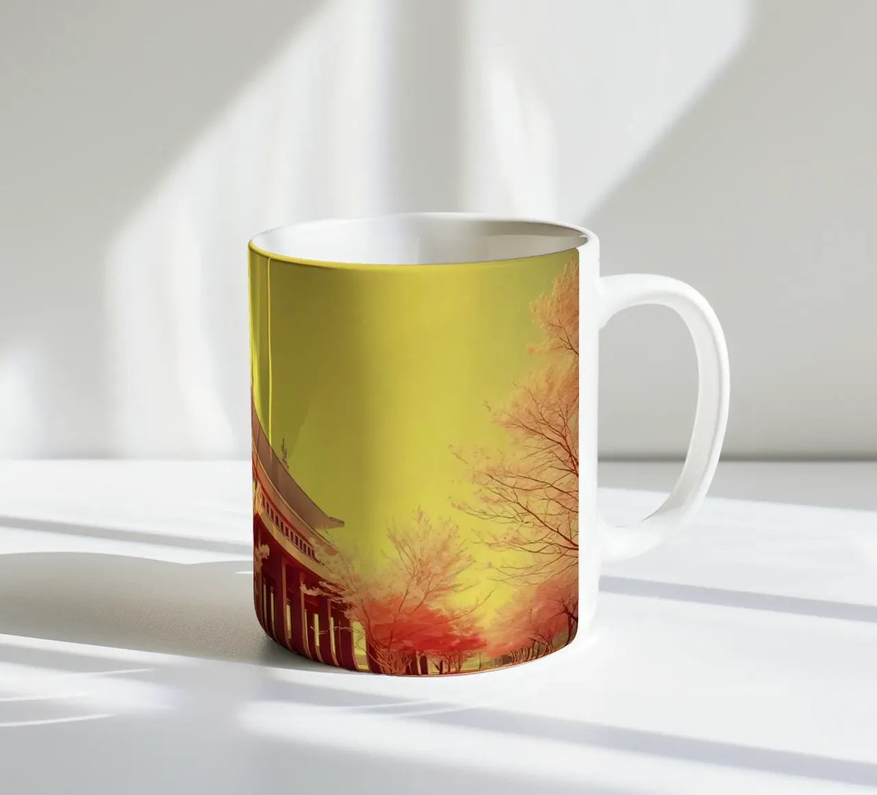 Facciata di un edificio con alberi in luce rossa e gialla tazza in ceramica da DesignDoodle