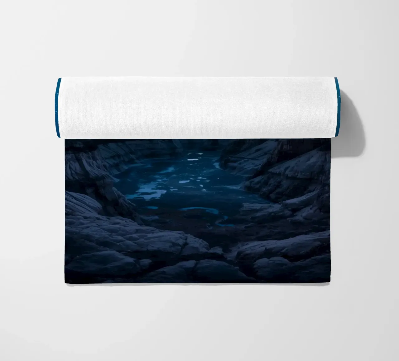 Paesaggio del canyon di notte con la Via Lattea telo mare da DesignDoodle