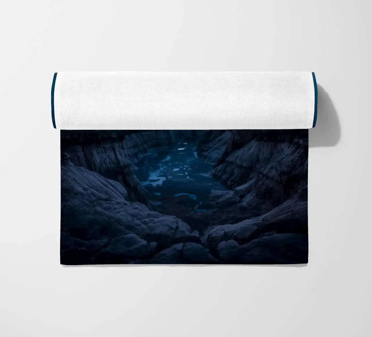 Paesaggio del canyon di notte con la Via Lattea telo mare da DesignDoodle