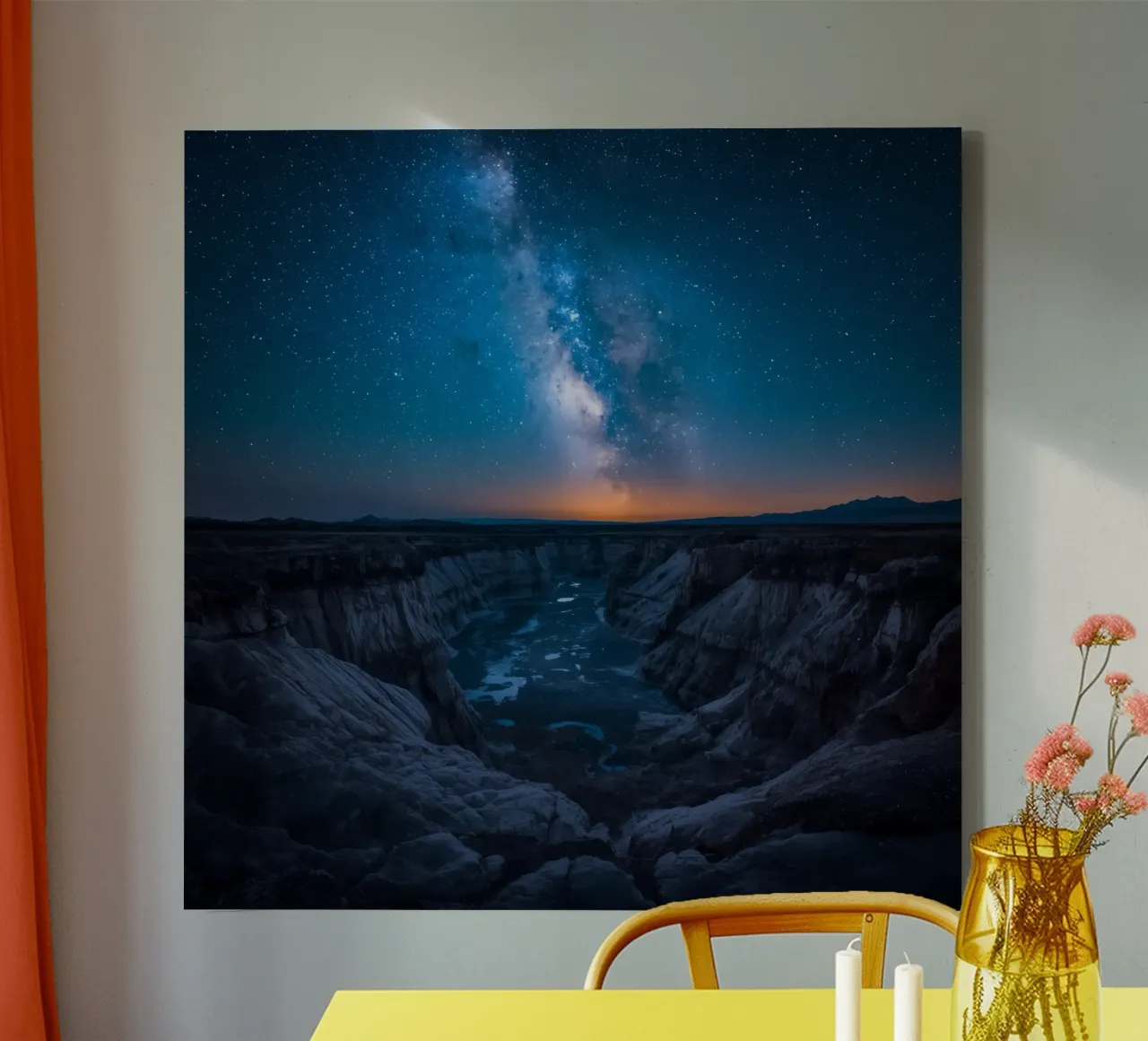 Paesaggio del canyon di notte con la Via Lattea tela con Cornice a cassetta da DesignDoodle