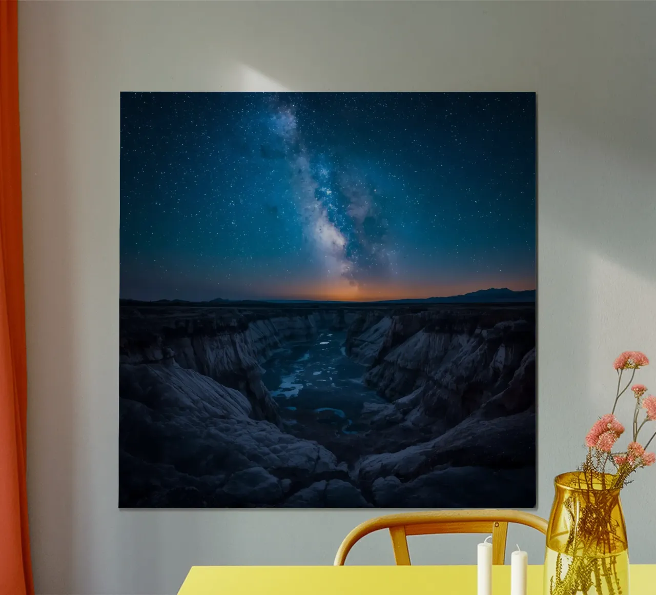 Paesaggio del canyon di notte con la Via Lattea poster con telaio in alluminio da DesignDoodle