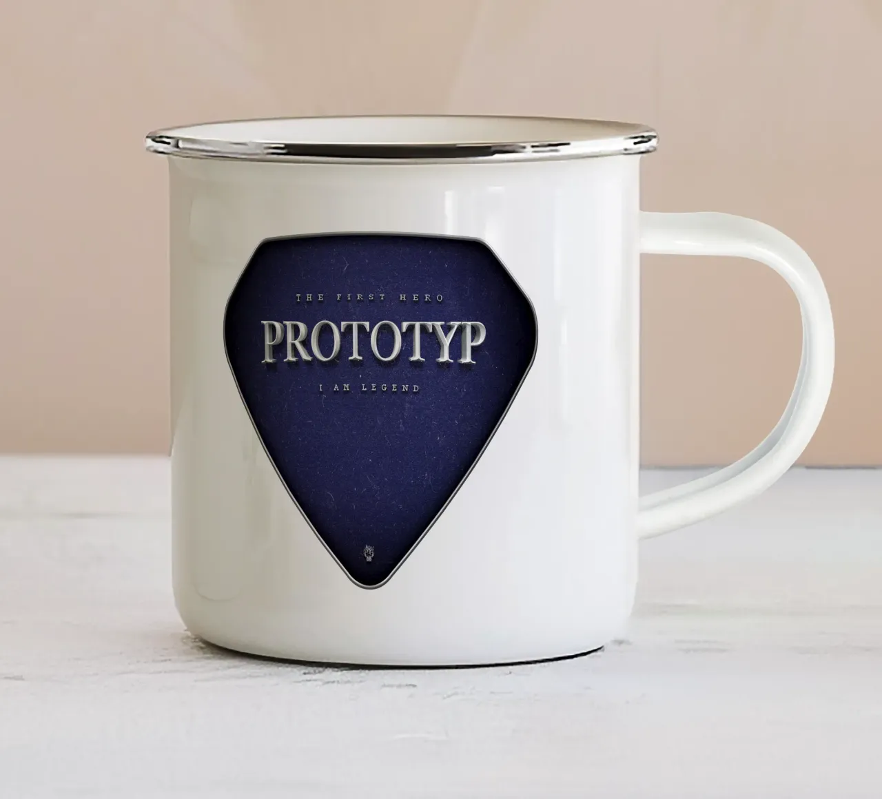 Prototyp - The First Hero tazza in smalto da Black Sign Artwork