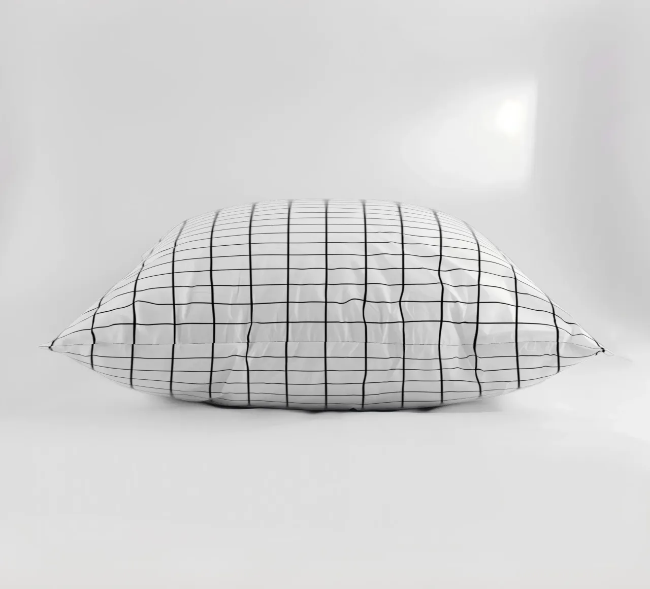 Griglia minimalista classica di base - Nero su bianco cuscino da Beauty in Simplicity