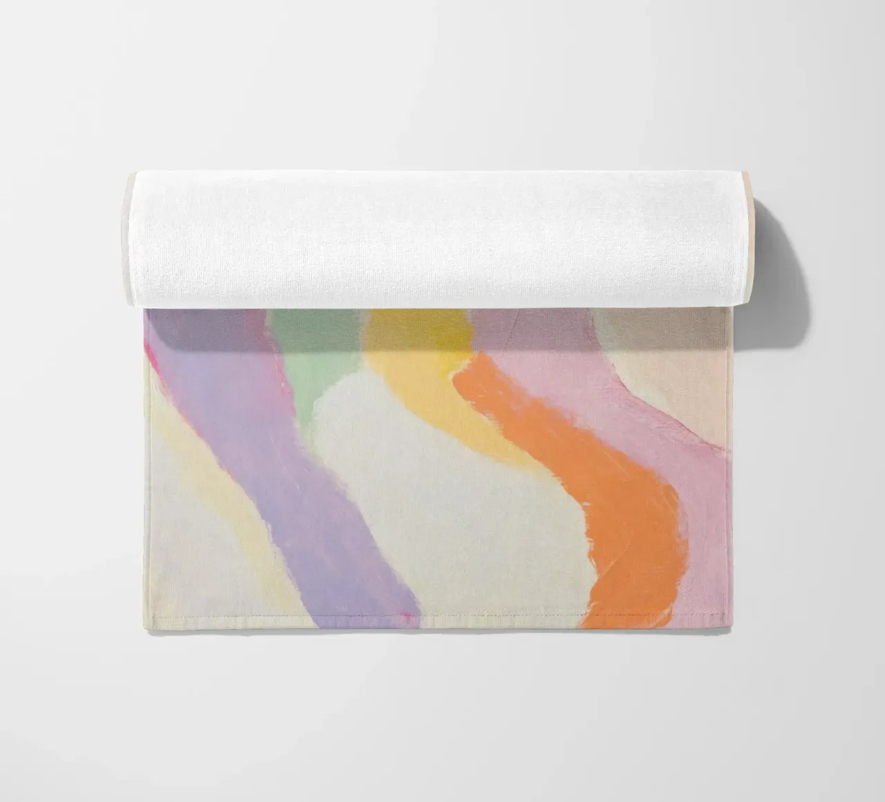 Forme fluide in colori pastello telo mare da Euphoria Theresa