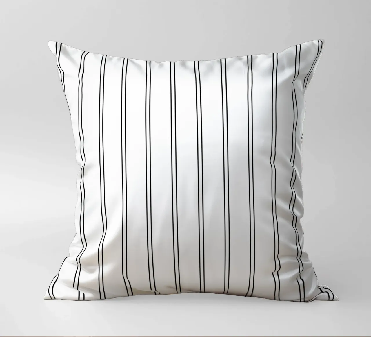 Minimal Basic Classic Doppie strisce nere su bianco cuscino da Beauty in Simplicity