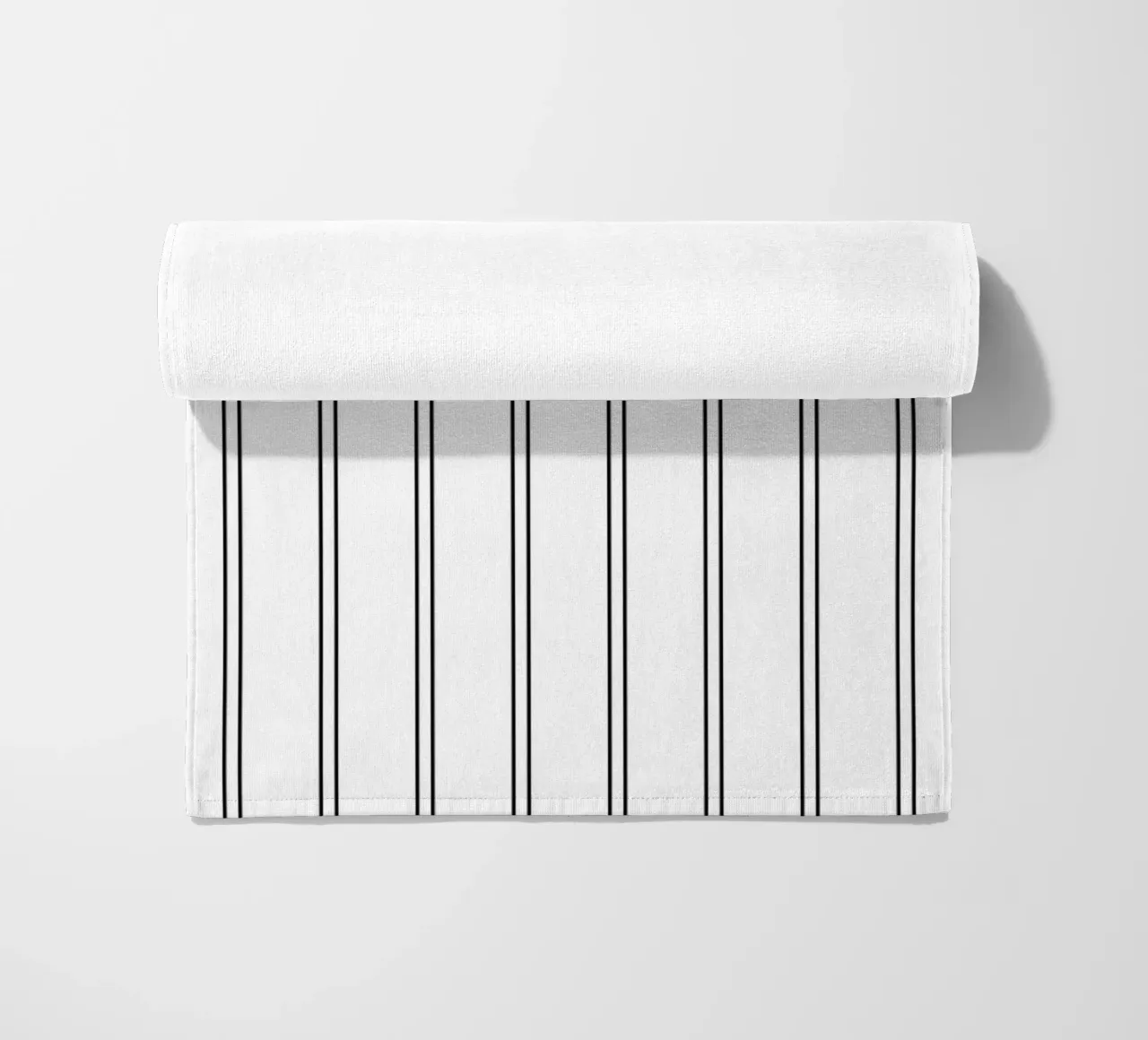 Minimal Basic Classic Doppie strisce nere su bianco telo mare da Beauty in Simplicity
