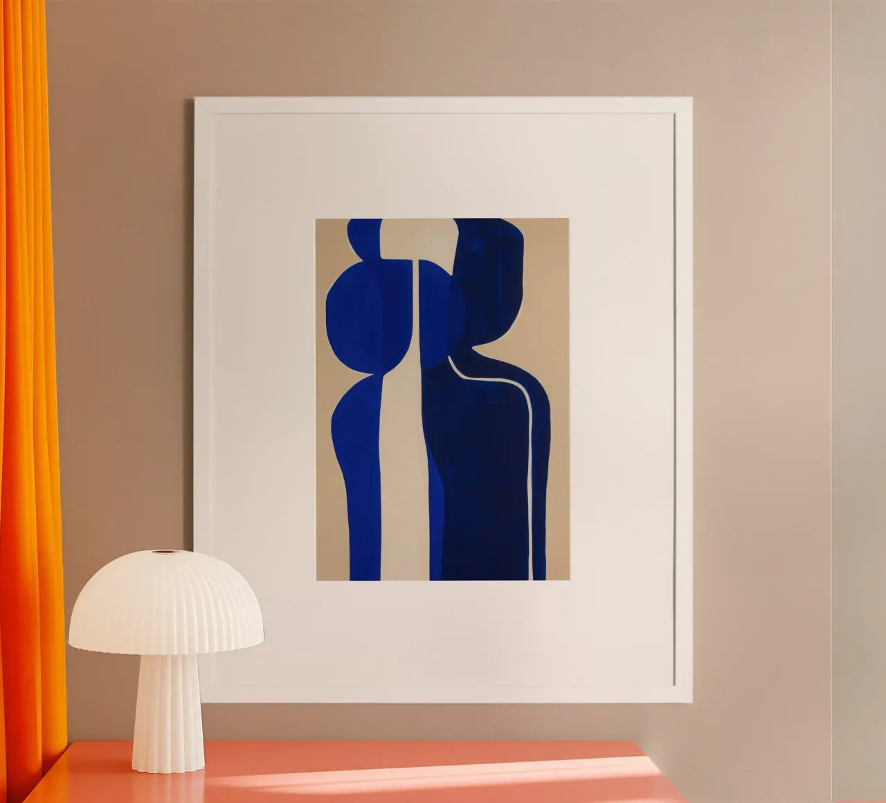 Due figure - Astratto in blu e beige poster con telaio in plastica da Euphoria Theresa