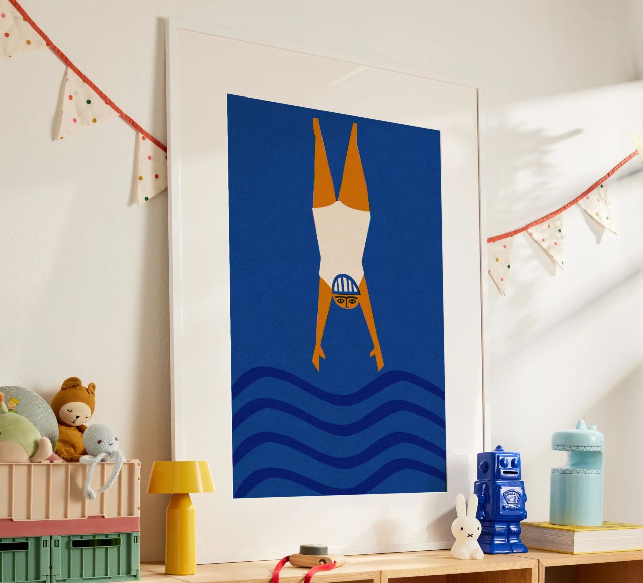 Wildschwimmender Taucher Poster von Fox & Velvet