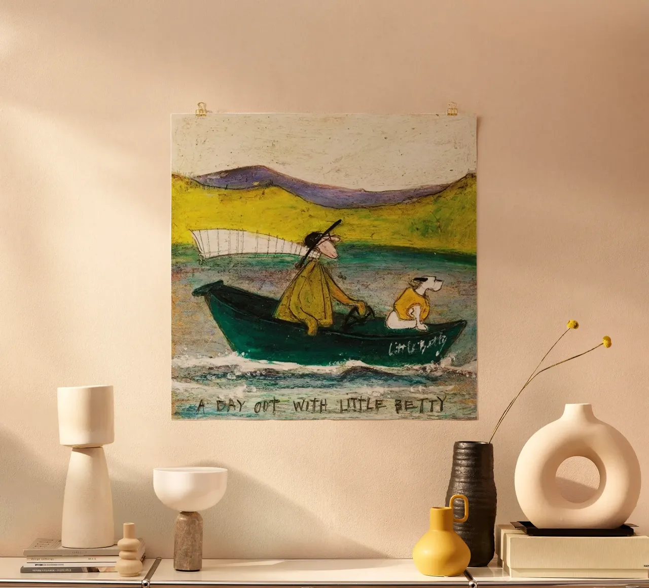 Sam Toft - Un giorno fuori con la piccola Betty poster con telaio in alluminio da Cummings