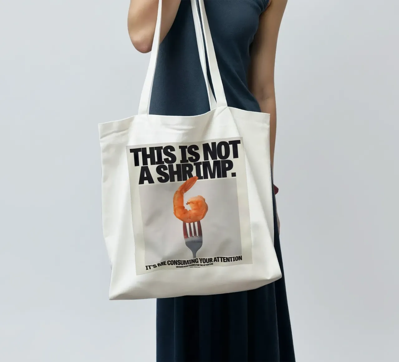 "THIS NOT A SHRIMP" borsa in juta da Type & Tape
