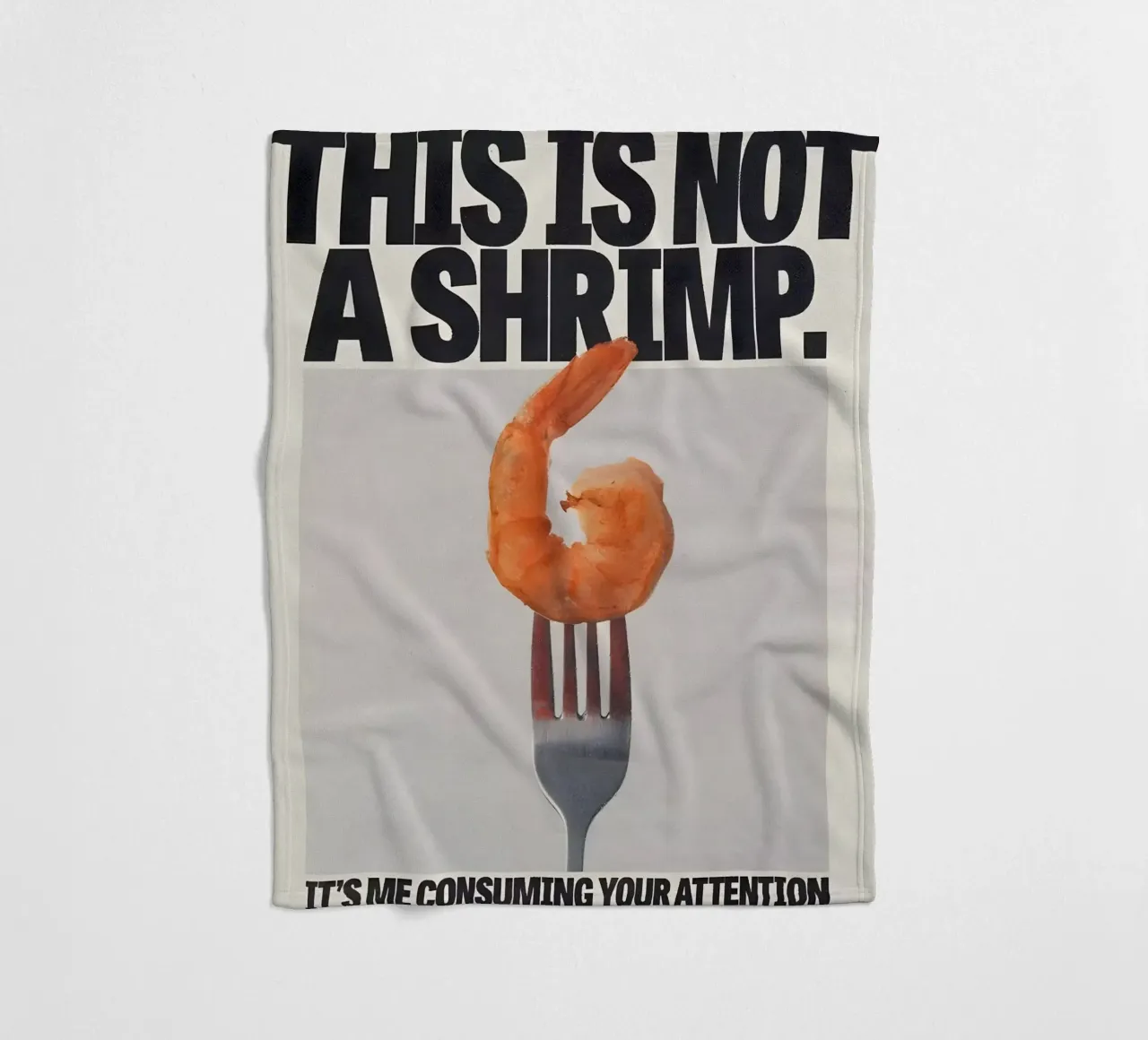 "THIS NOT A SHRIMP" coperta in pile da Type & Tape
