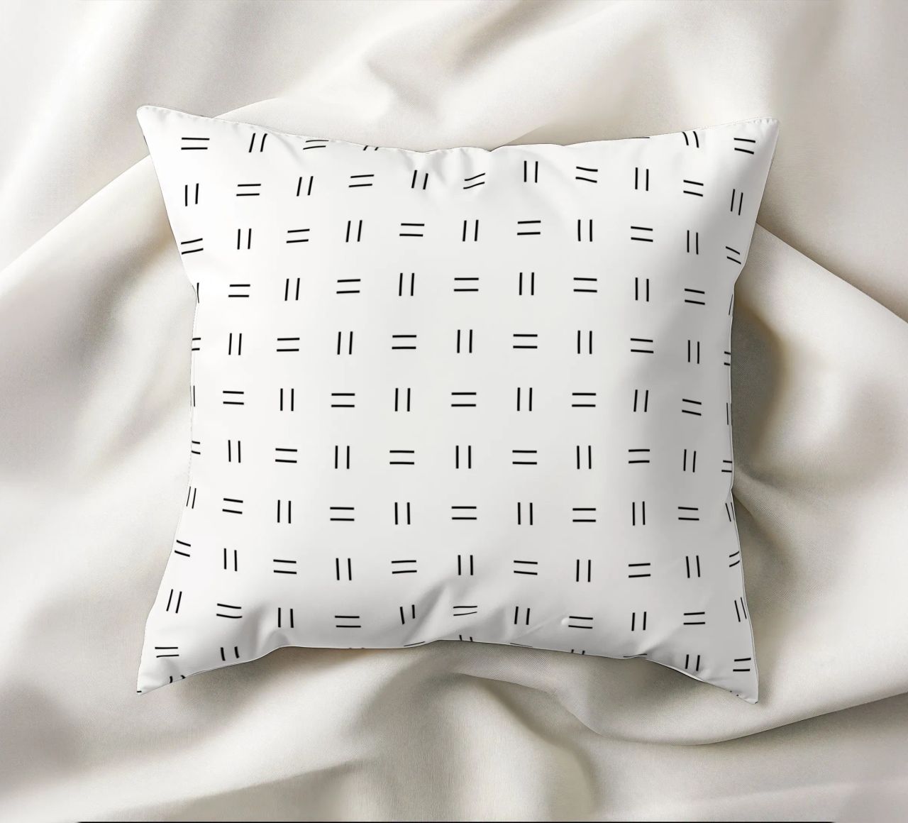 Linee doppie minimaliste scandivano | Nero su bianco cuscino da Beauty in Simplicity