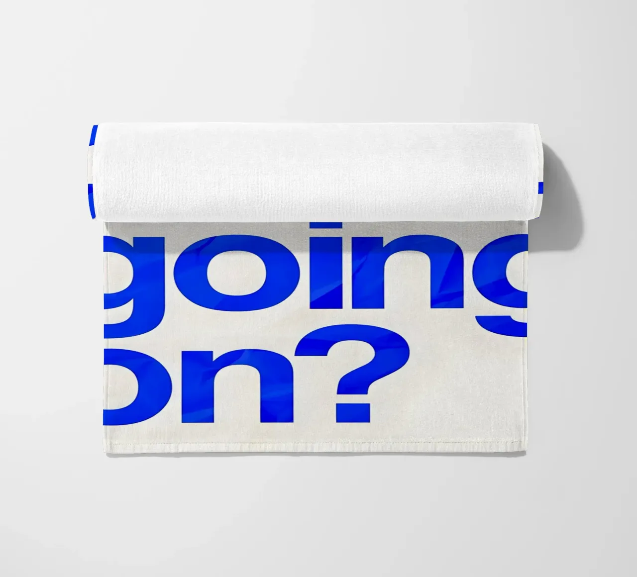 "what is going on?" telo mare da Type & Tape