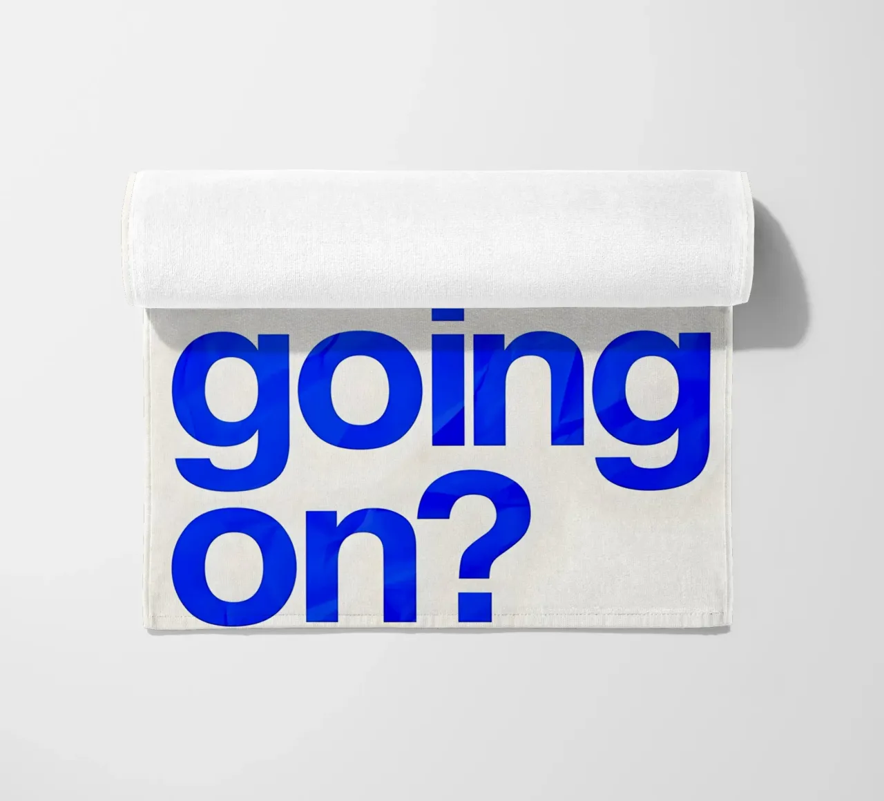 "what is going on?" telo mare da Type & Tape