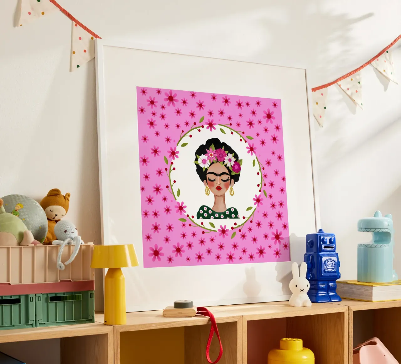 Frida impertinente sui fiori rosa poster da ElfenStil