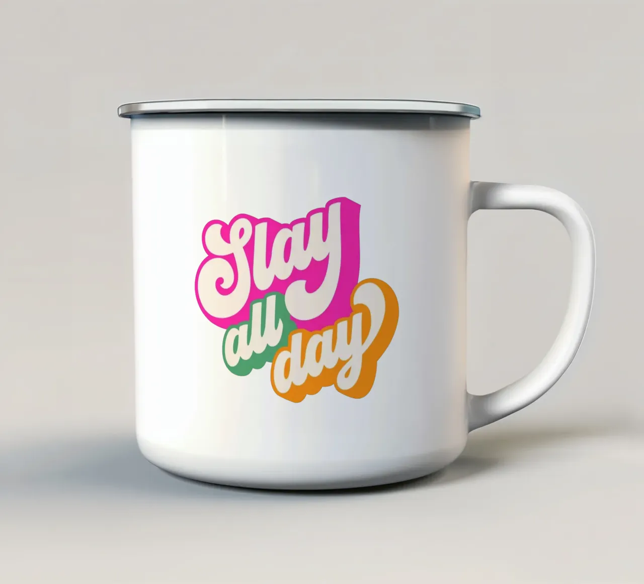 Slay All Day - tipografia d'ispirazione in stile retrò tazza in smalto da Dominique Vari Words