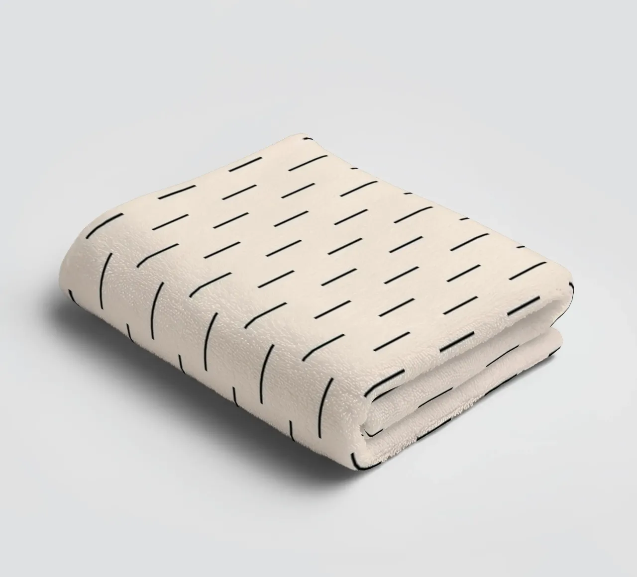 Minimalistische skandinavische Chic-Linien | Schwarz auf Elfenbein Handtuch von Beauty in Simplicity