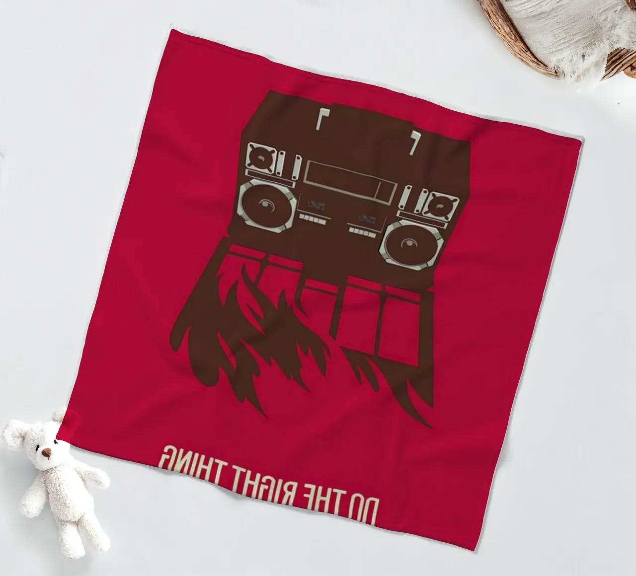 Do The Right Thing coperta in pile da Bruno Morphet