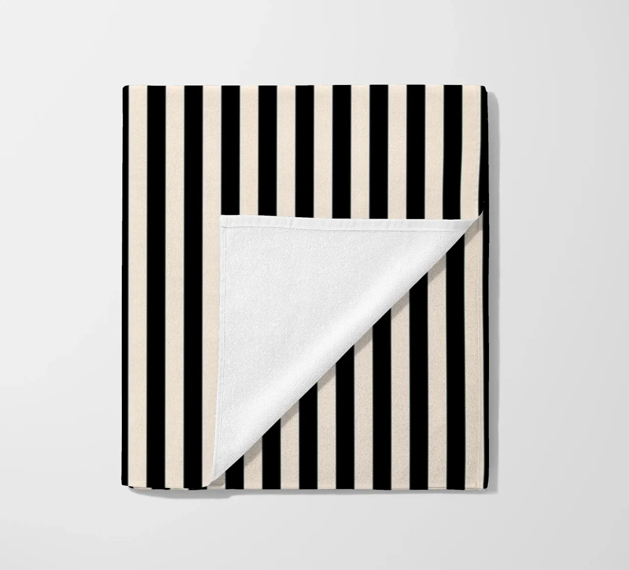 Minimal Basic Bold Stripes 2 | Nero e avorio telo mare da Beauty in Simplicity