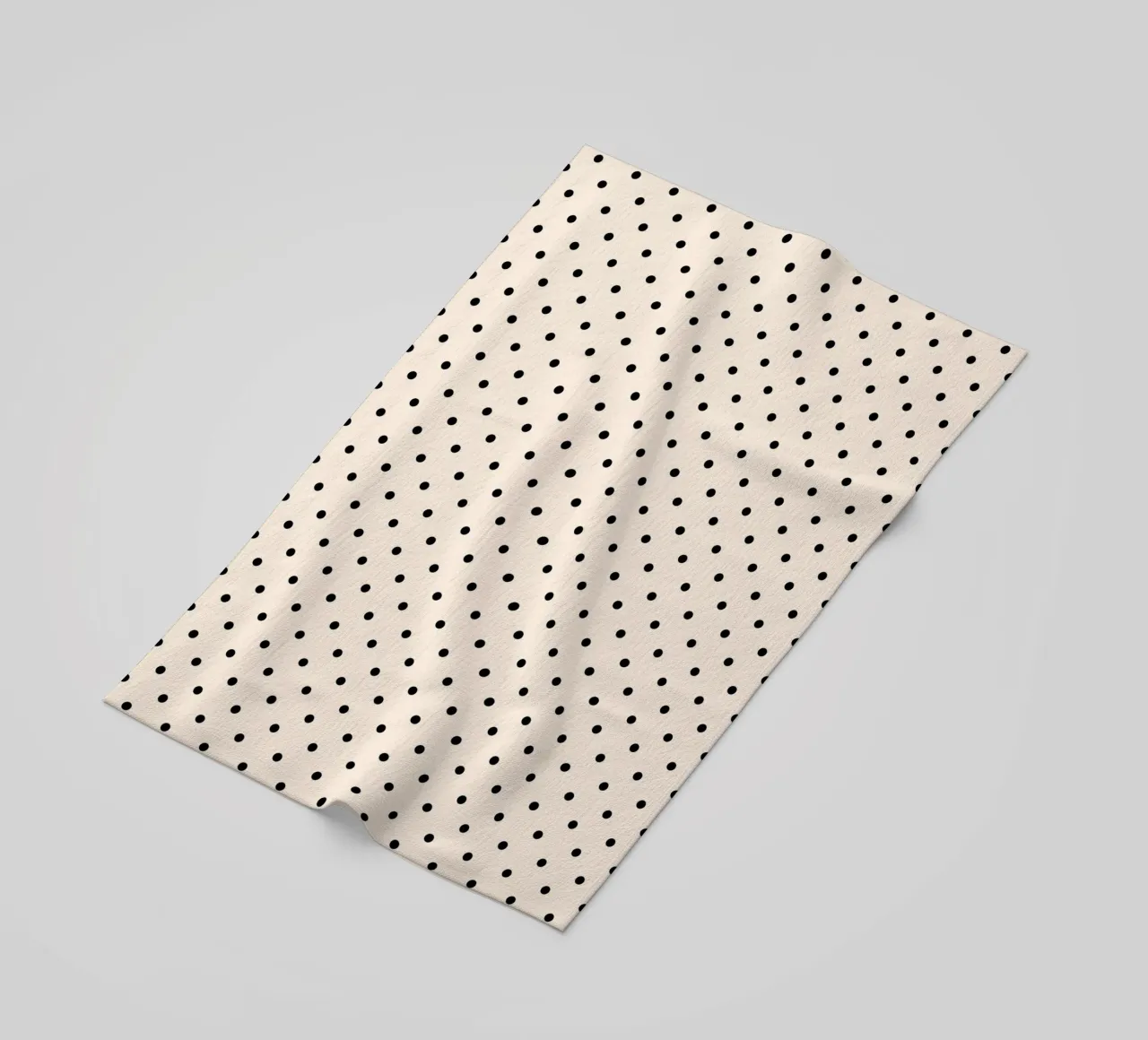 Minimal Basic Polka Dots | Nero su avorio telo mare da Beauty in Simplicity