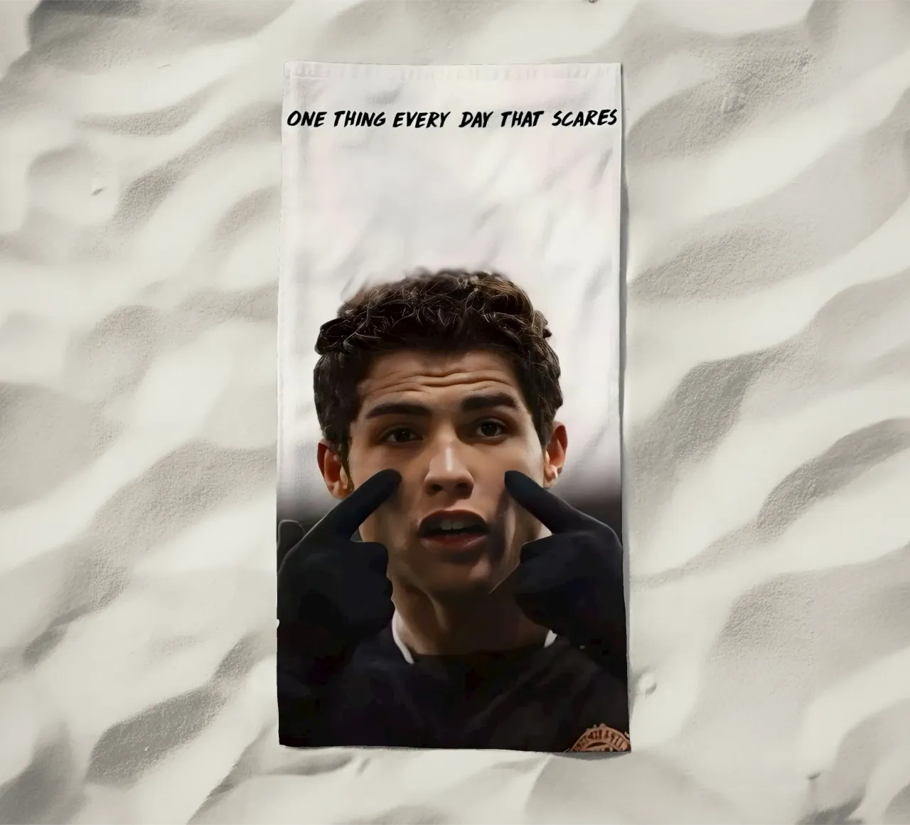 DO ONE THING EVERY DAY THAT SCARES YOU telo mare da Type & Tape