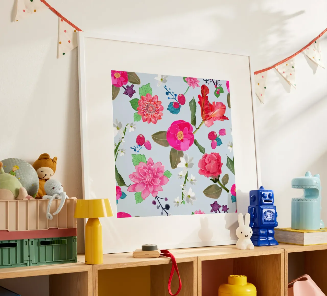 Dessin à la main d'une belle fleur colorée bleue poster de gulsengunel