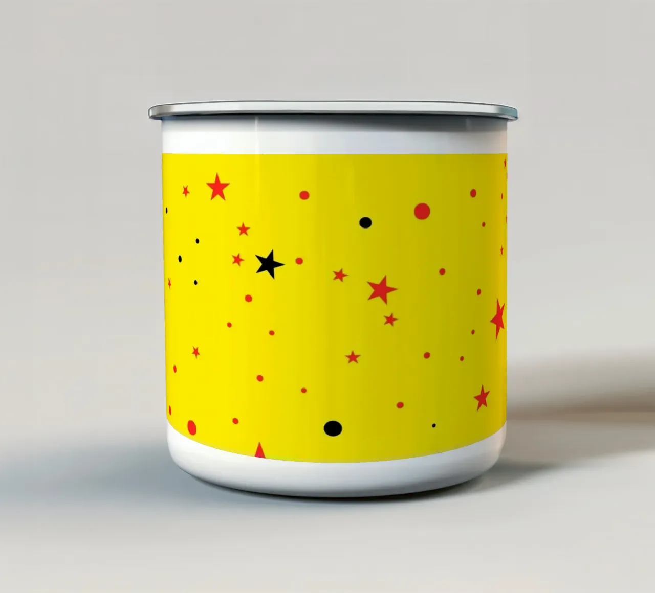 Étoiles noires, rouges et jaunes sans couture avec un jaune clair rétro pop mug en émail de gulsengunel