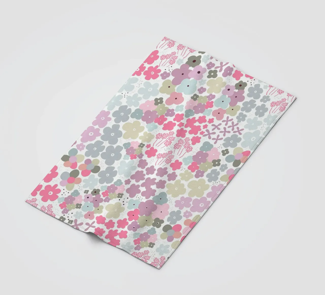 Modello di fiori colorati coperta in pile da gulsengunel
