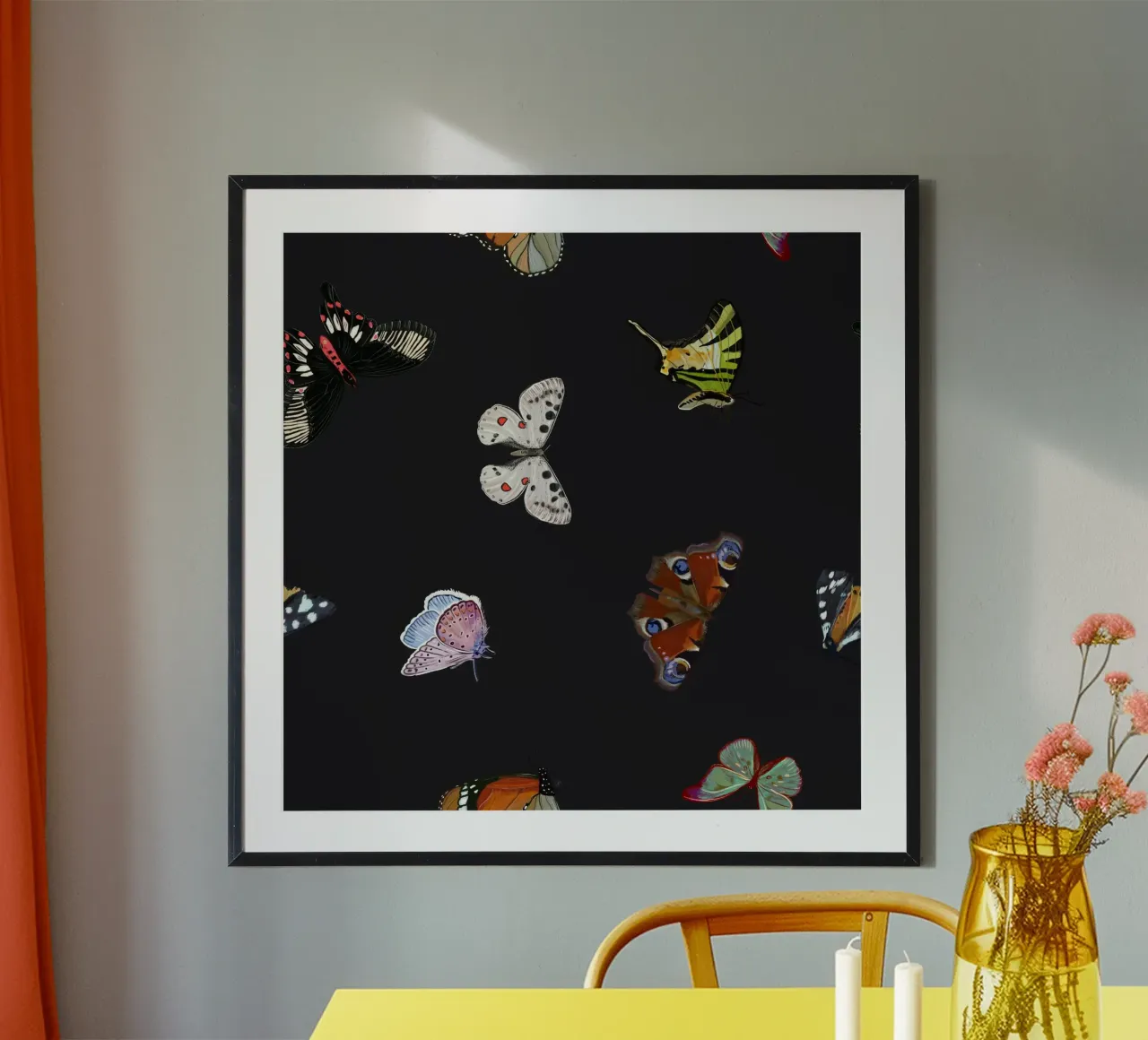 Farfalle scure poster con telaio in legno da gulsengunel