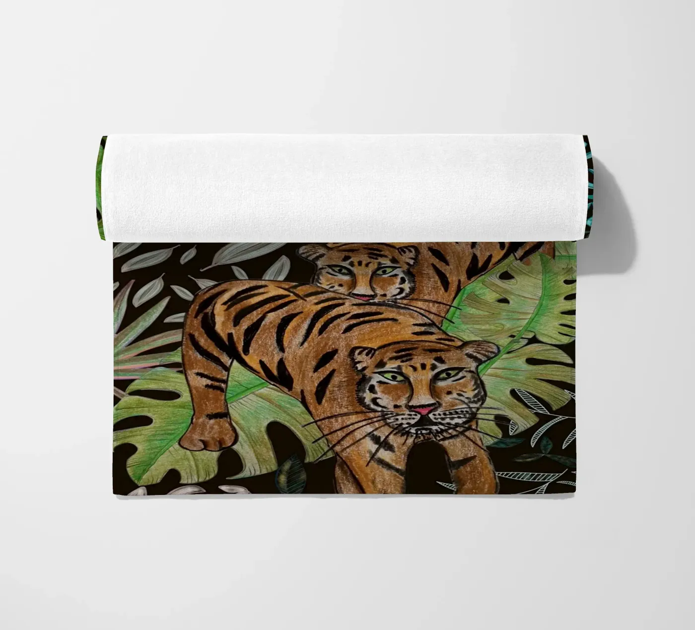 Tiger and forest telo mare da gulsengunel