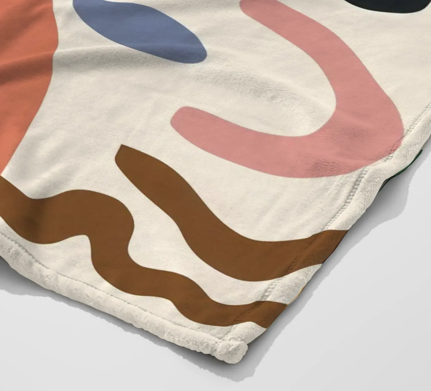 Boho Shape Assembly Fleecedecke von Snow Mist