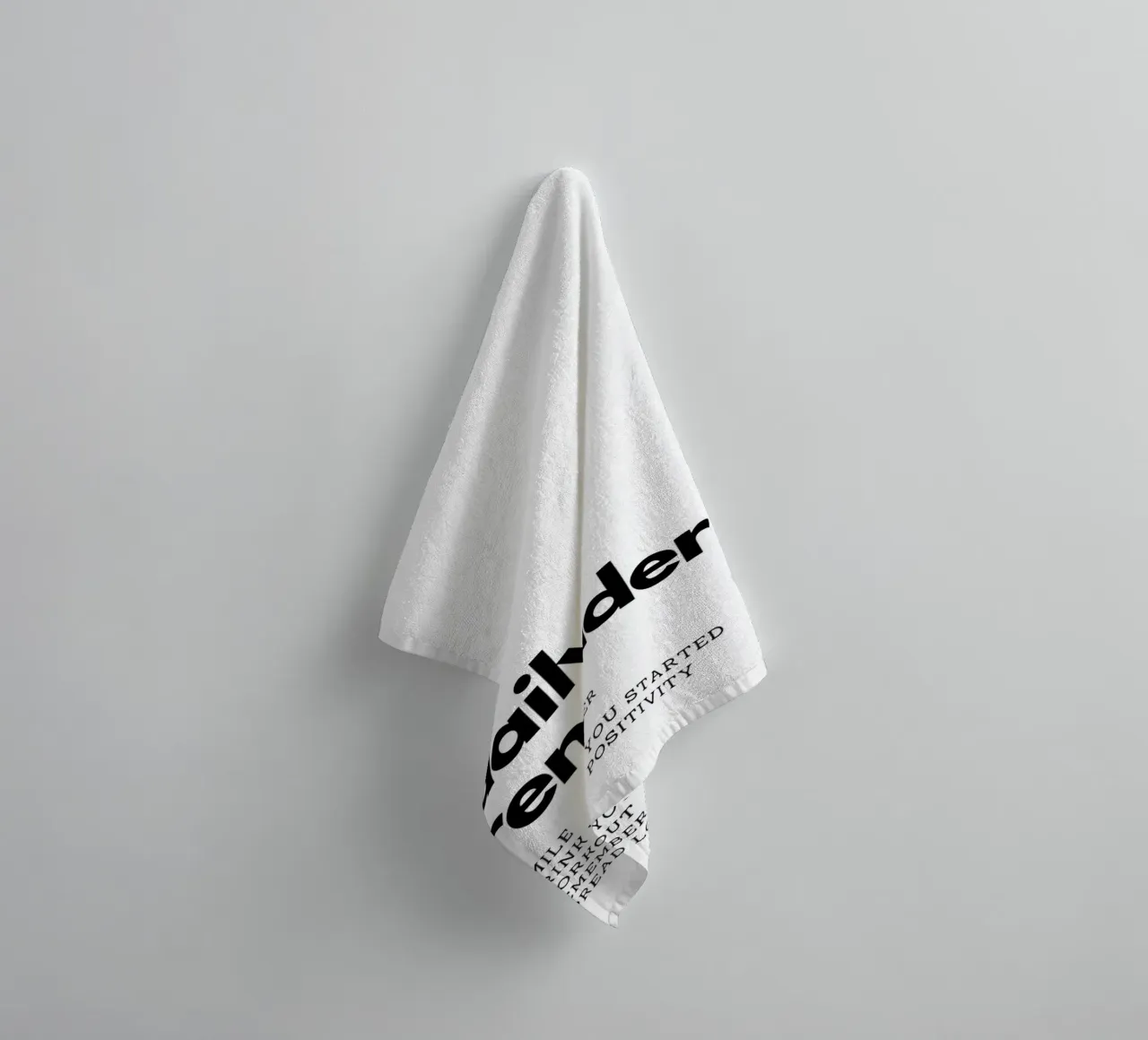 "daily reminder" asciugamano da bagno da Type & Tape