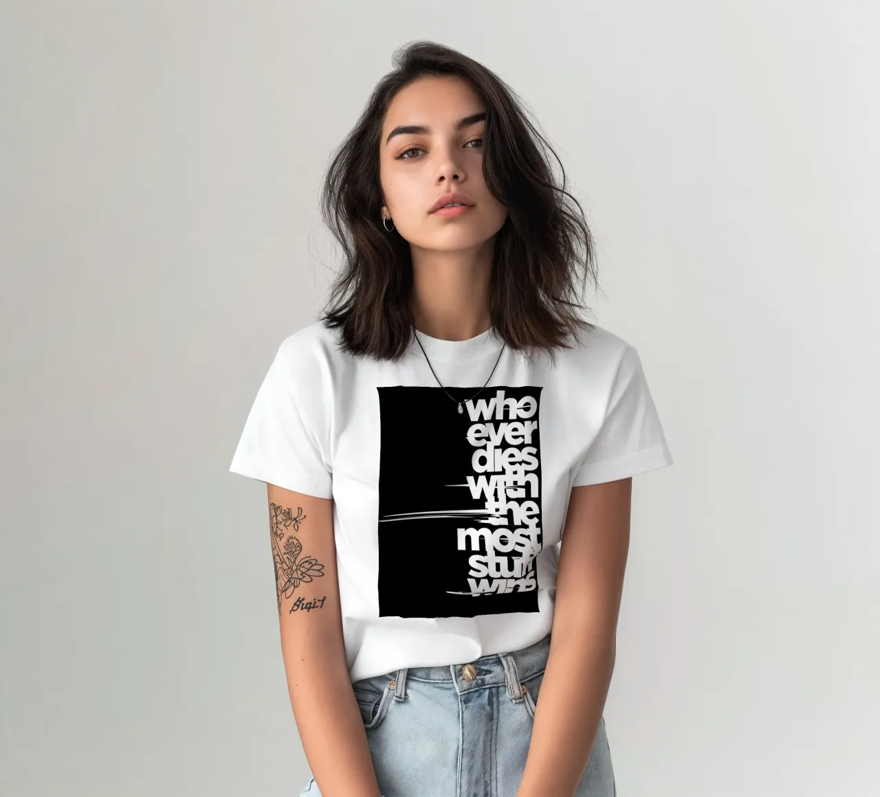 "Whoeve dies with the most stuff wins." t-shirt da Type & Tape