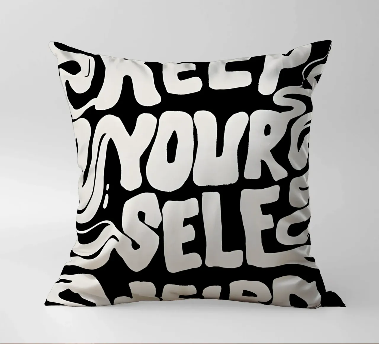 "KEEP YOURSELF WEIRD." cuscino da Type & Tape