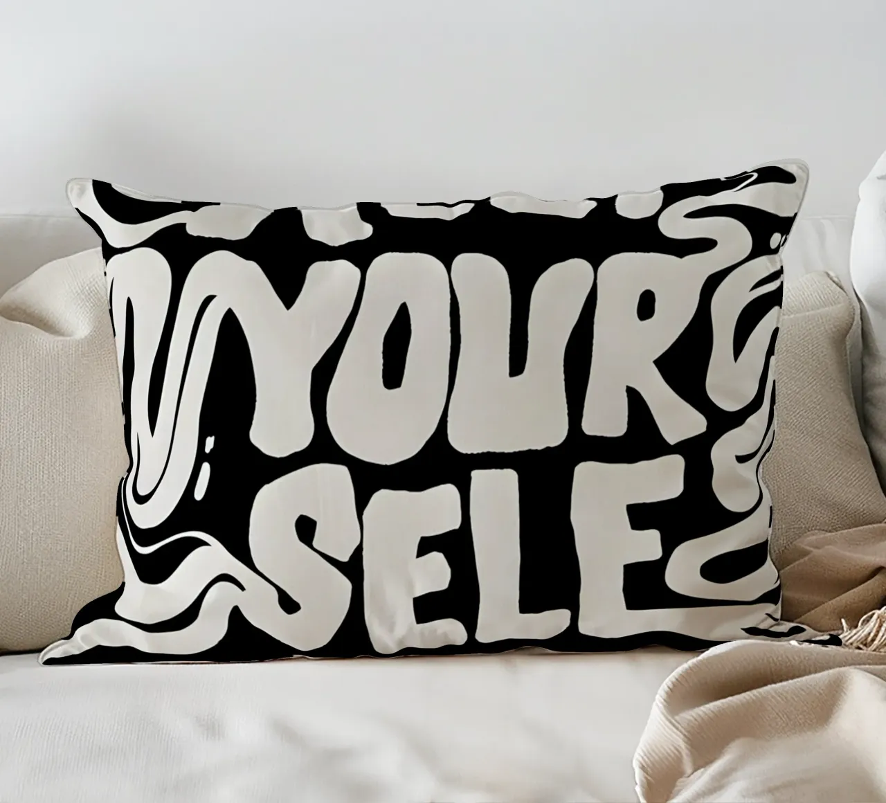"KEEP YOURSELF WEIRD." cuscino da Type & Tape