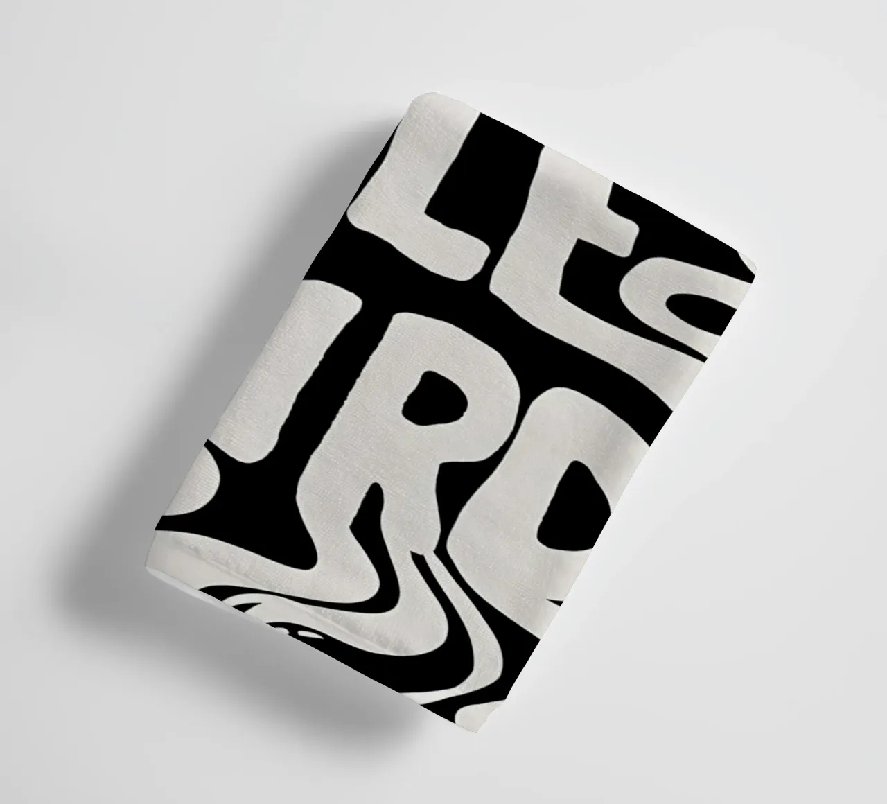 "KEEP YOURSELF WEIRD." asciugamano da bagno da Type & Tape