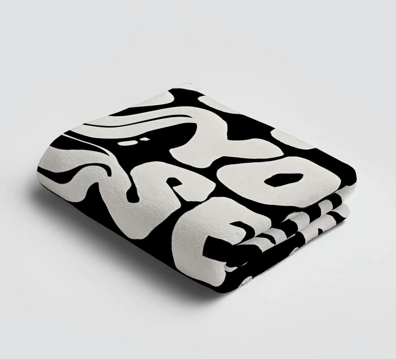 "KEEP YOURSELF WEIRD." asciugamano da bagno da Type & Tape