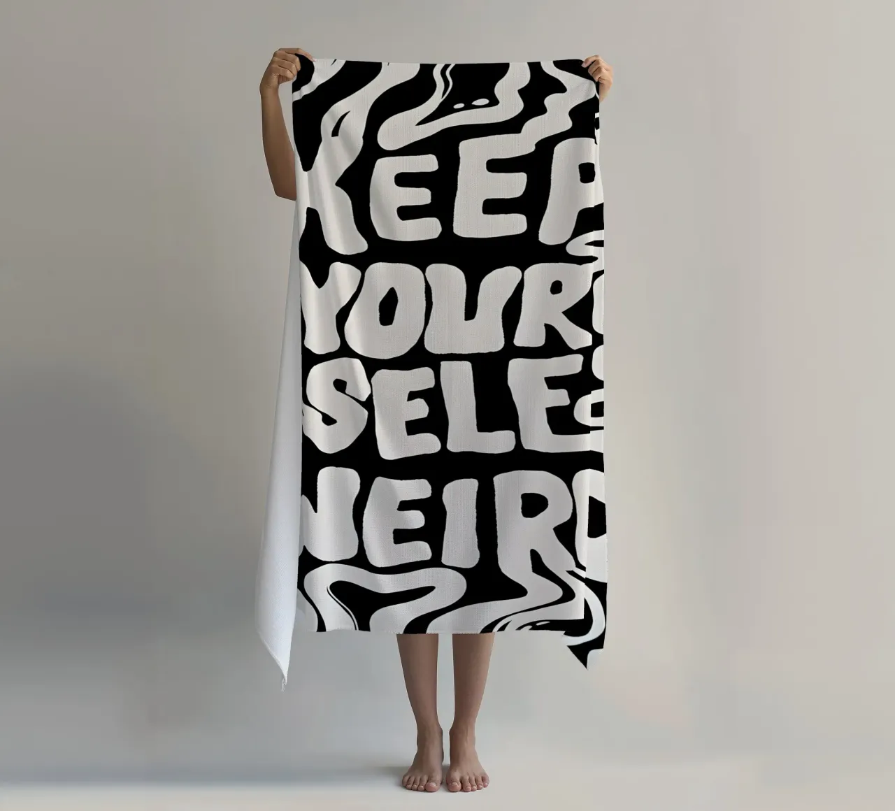 "KEEP YOURSELF WEIRD." telo mare da Type & Tape