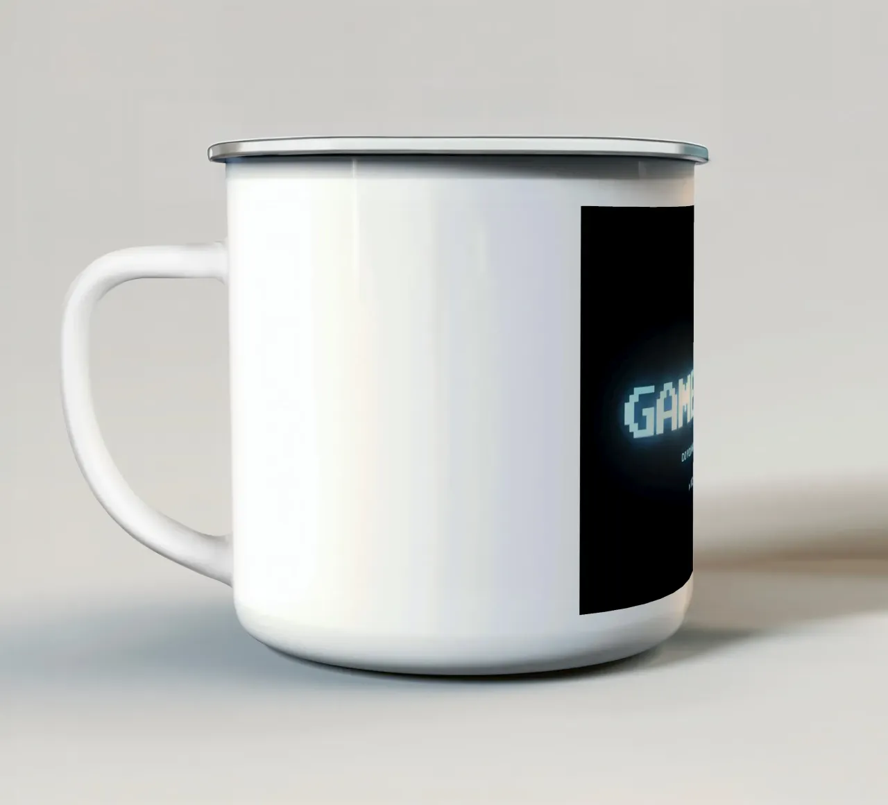 'GAME OVER' tazza in smalto da Type & Tape