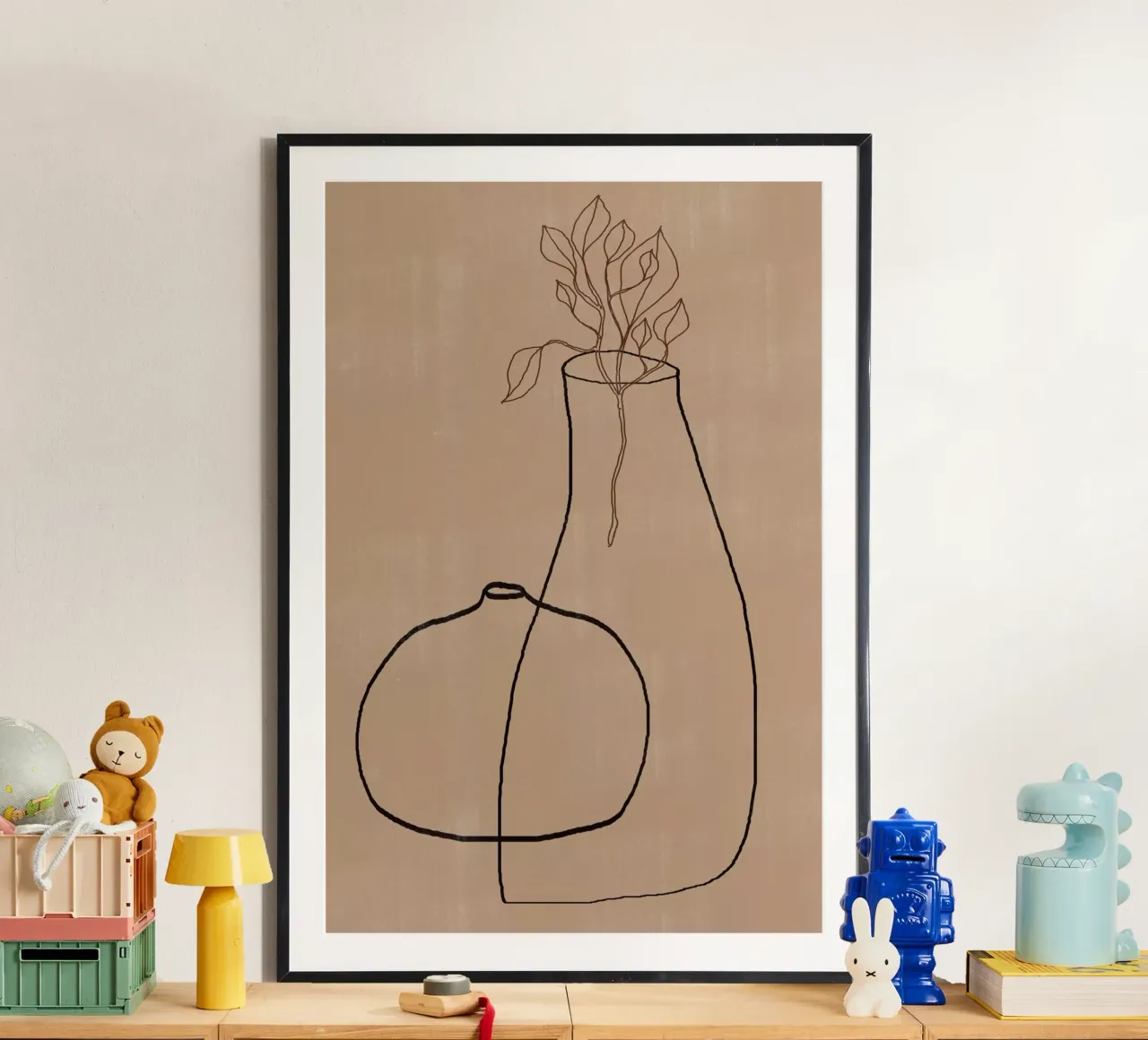 Vasi No6 poster con telaio in plastica da The Miuus Studio