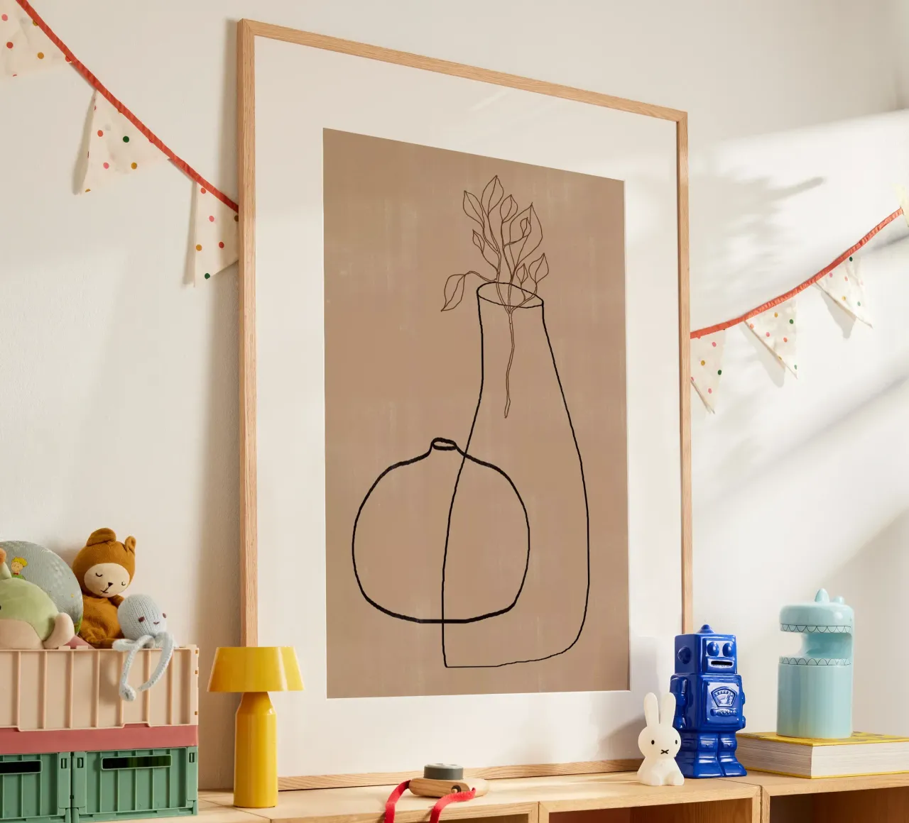 Vasi No6 poster con telaio in plastica da The Miuus Studio